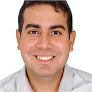 Experienced Multilingual Tutor with Global Perspective